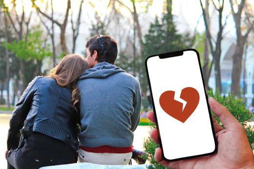 Signs your spouse is having an affair. Clues of adultery.